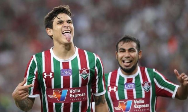 Pedro, ici à gauche, n'en finit plus de célébrer ses buts avec Fluminense