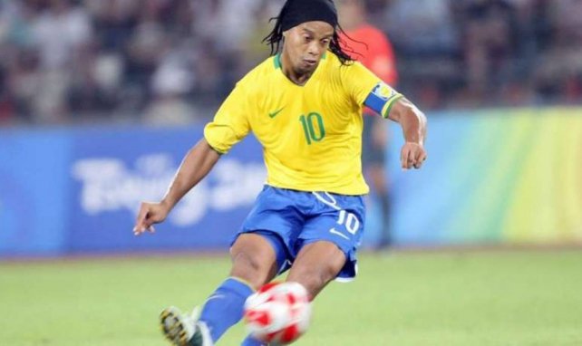 Ronaldinho a inscrit l'un des buts de l'année