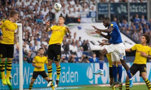 Salif Sané a trouvé la barre transversale pour Schalke 04 !