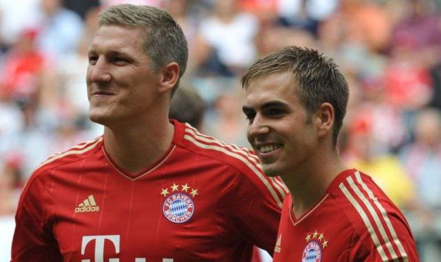 Schweinsteiger et Lahm heureux de présenter leur nouveau maillot