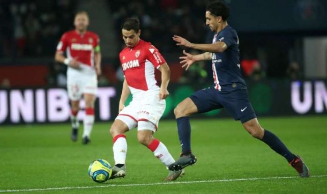 Wissam Ben Yedder en action face au Paris Saint-Germain