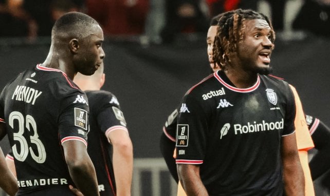 Coach, dirigeants, actionnaires : les joueurs de Nice sont scandalisés