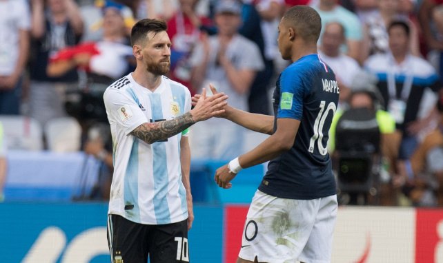 Lionel Messi et Kylian Mbappé lors du Mondial 2018 en Russie