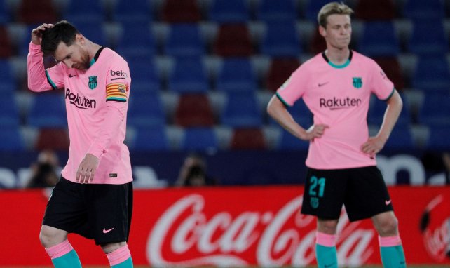 Lionel Messi tête basse après le nul du Barça à Levante