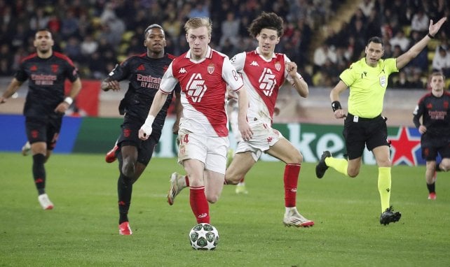 Mika Biereth et Maghnes Akliouche