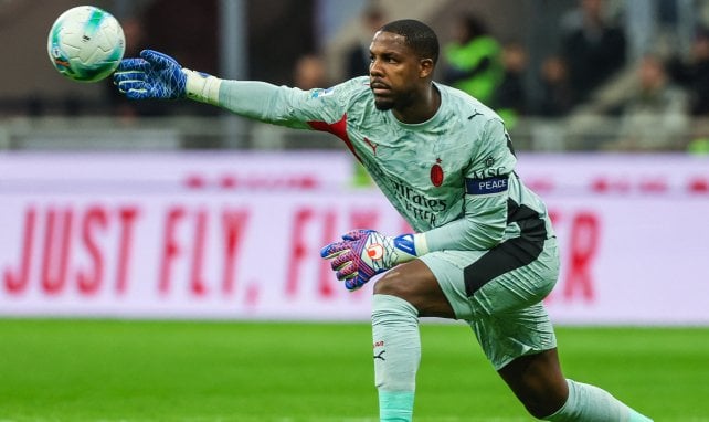 Les exigences colossales de Mike Maignan à l’AC Milan et aux clubs qui veulent le recruter