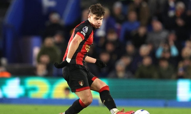 La sensation Milos Kerkez rejoint Liverpool
