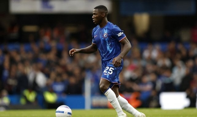 Moises Caicedo avec Chelsea