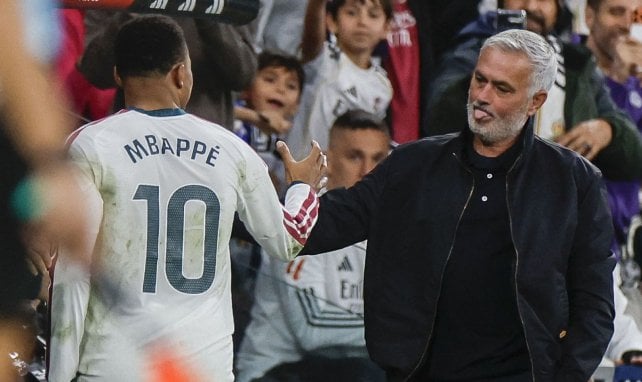 Real Madrid : José Mourinho prépare un énorme coup tactique pour le Clásico