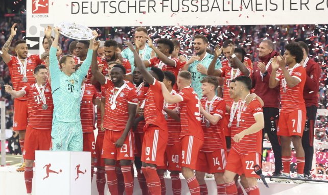 Le Bayern Munich qui fête son nouveau titre en Bundesliga