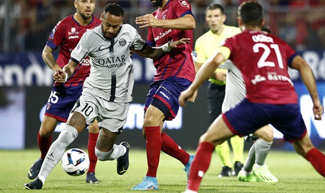 Vidéo : le récital de Neymar et du PSG font vibrer Twitter
