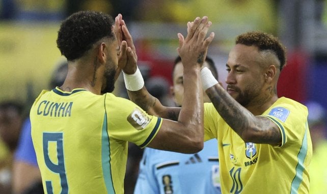 Un stade en folie, des pleurs dans le vestiaire : ça a donné quoi la première de Neymar avec le Brésil ?