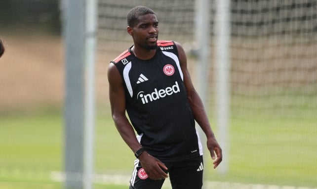 Le Celtic veut doubler Nice pour Niels Nkounkou