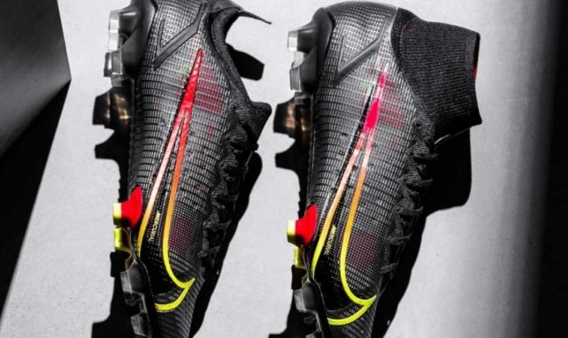 Les Mercurial Vapor 14 et Superfly 8 du pack Black x Prism !