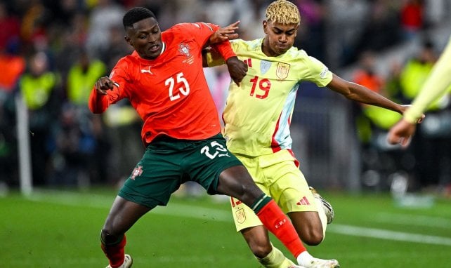 Nuno Mendes et Lamine Yamal