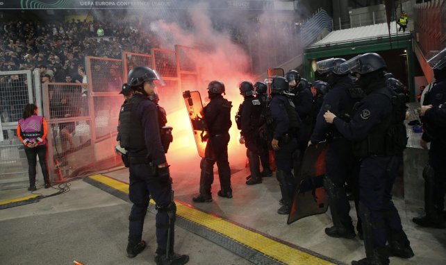Les policiers étaient entrés dans le stade Vélodrome lors d'OM-Feyenoord