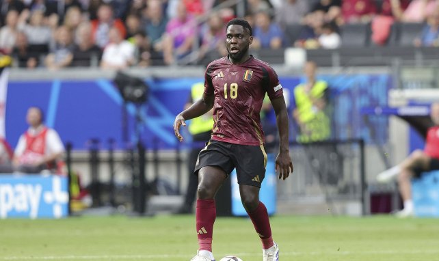 Orel Mangala, avec la Belgique.