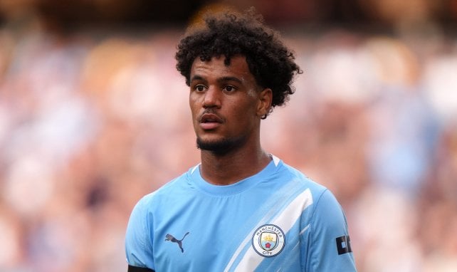 Man City : le départ d’Oscar Bobb se précise 