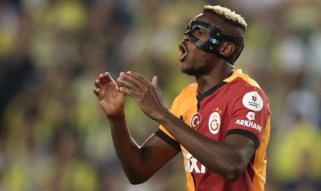 Victor Osimhen avec Galatasaray