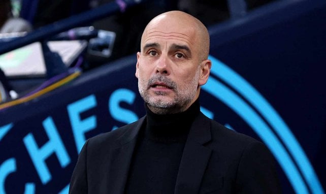 Pep Guardiola sur le banc de Manchester City 