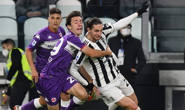 Adrien Rabiot sous les couleurs de la Juventus face à la Fiorentina