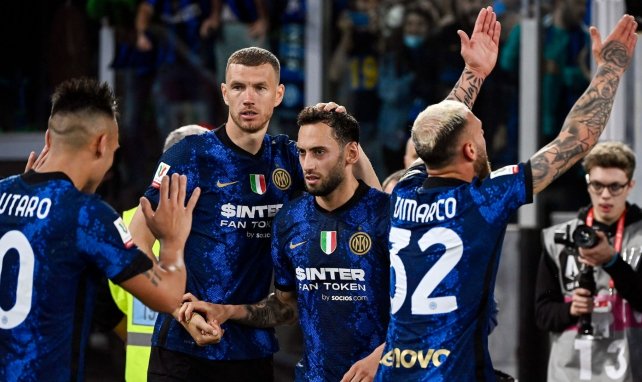 Les joueurs de l'Inter Milan célèbrent le but d'Ivan Perisic