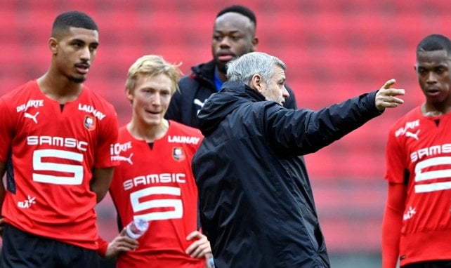 Rennes : Bruno Génésio pointe du doigt les lacunes défensives