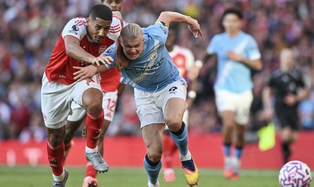 William Saliba face à Erling Haaland