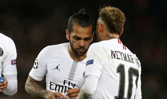 Dani Alves et Neymar sous le maillot du Paris Saint-Germain