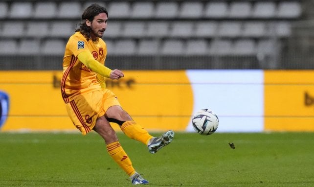 Lorenzo rajot en action avec Rodez en Ligue 2