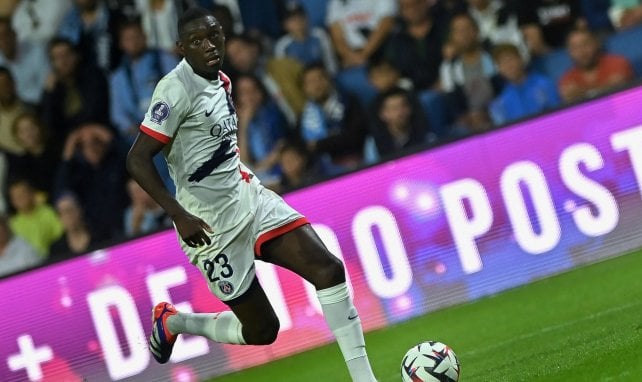 Randal Kolo Muani - Paris Saint-Germain