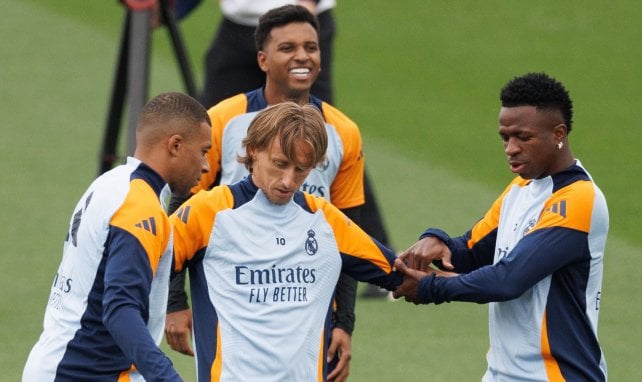 Mbappé, Modric, Rodrygo et Vinicius Jr lors d'un entraînement du Real Madrid