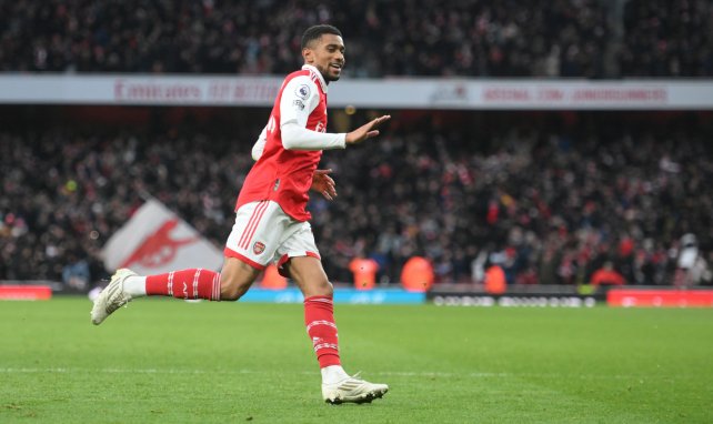 Arsenal prolonge Reiss Nelson