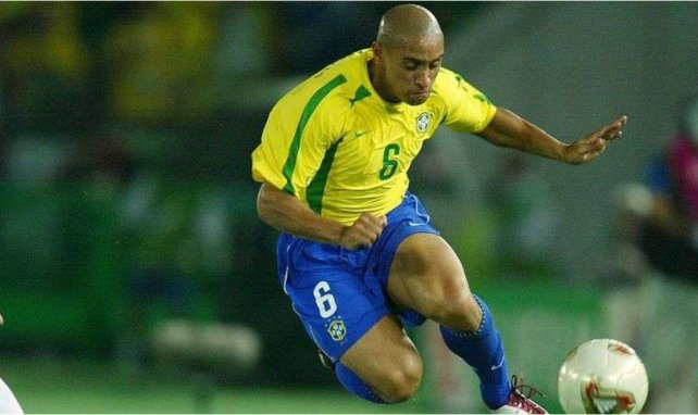 Roberto Carlos sous les couleurs du Brésil