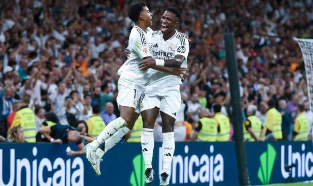 Rodrygo et Vinicius Jr célèbrent un but