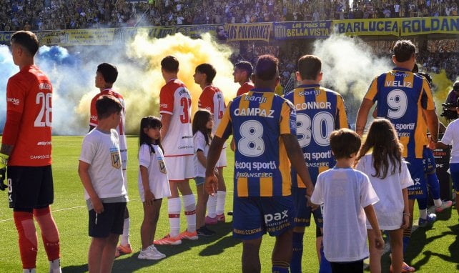 Le pasillo de la honte : l’affaire qui met le feu au football argentin et à l’Estudiantes