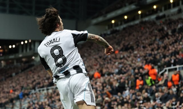 Newcastle : Tottenham envoie 100 M€ pour Sandro Tonali !