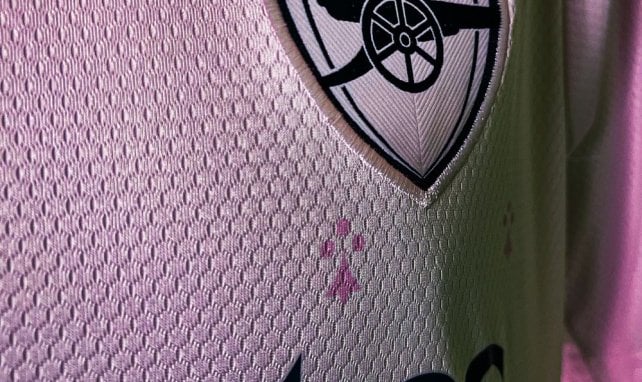 Le nouveau maillot extérieur d'Arsenal pour la saison 2022/2023