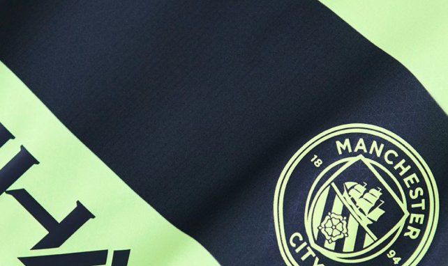 Manchester City dévoile son maillot third signé PUMA pour la saison 2022-2023