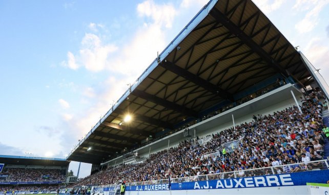 Le stade de l'AJ Auxerre : Abbé Deschamps