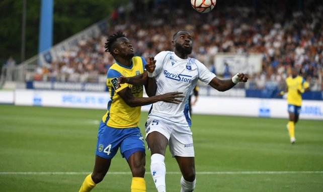 Ligue 2 : Auxerre domine Sochaux aux tirs au but et jouera la finale des barrages