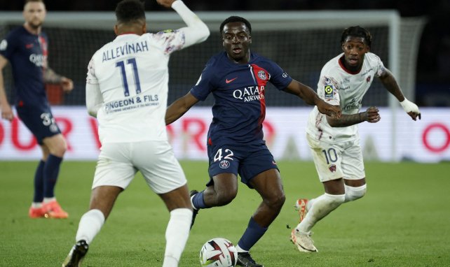 Yoram Zague en action avec le PSG. 