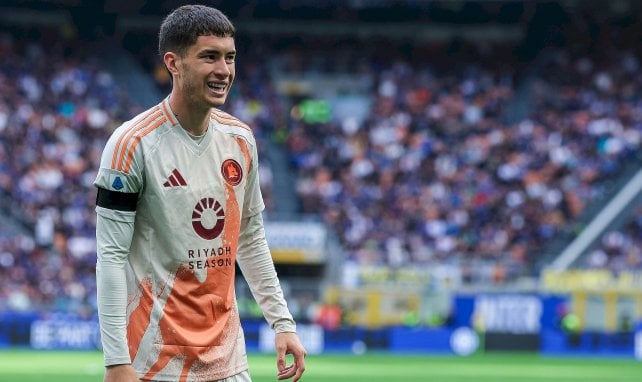 Serie A : l’AS Rome prend la tête provisoirement en dominant la Cremonese 