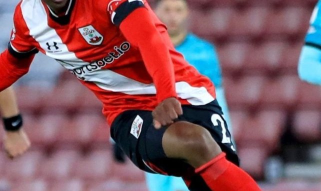 Nathan Tella face à Liverpool