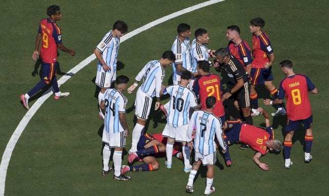 Un adjoint argentin sort du silence après avoir frappé Dani Olmo