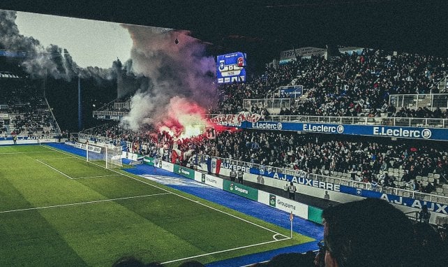 TOULOUSE FC - AJ AUXERRE (1 - 1) - Résumé - (TFC - AJA) / 2022-2023 