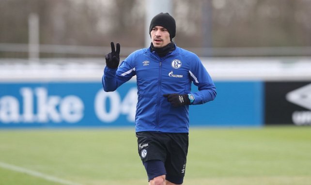 Benjamin Stambouli à l'entraînement avec Schalke 04