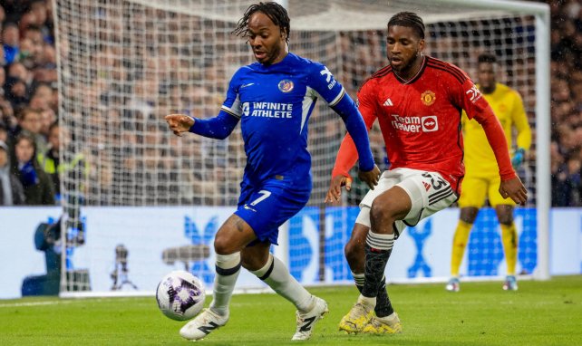 Raheem Sterling avec Chelsea contre Manchester United