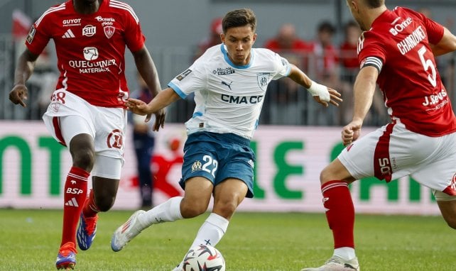 Enzo Sternal avec l'OM en Ligue 1