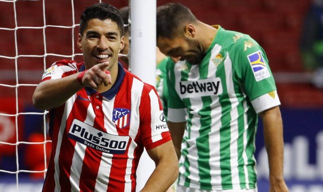 Luis Suárez fête un but avec l'Atlético